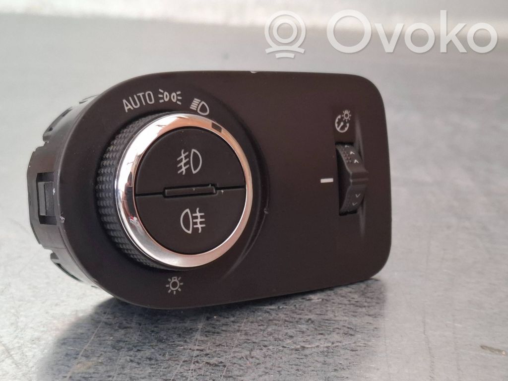 Opel Astra K Light switch 