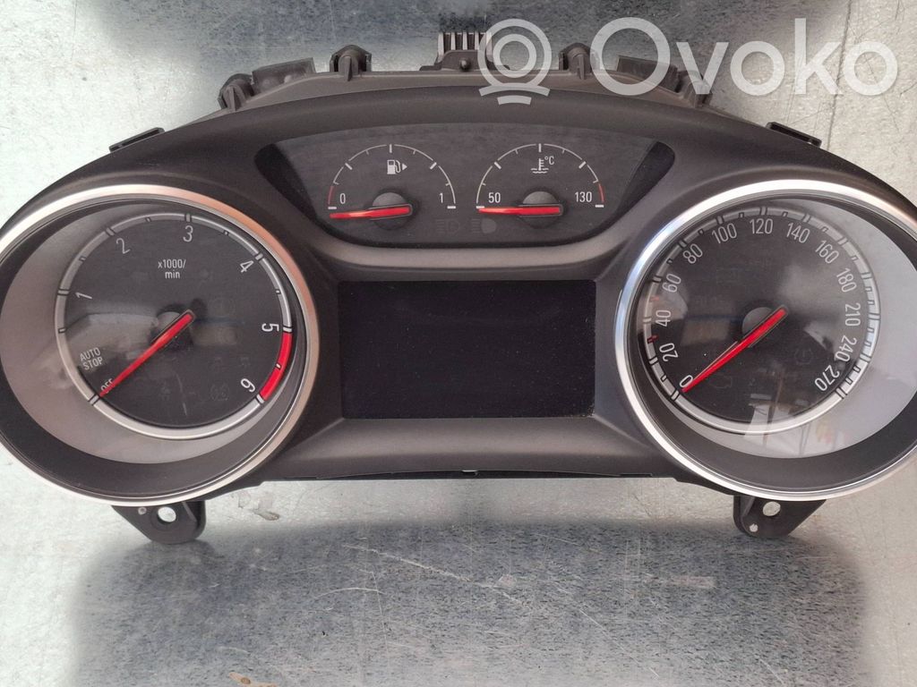 Opel Astra K Geschwindigkeitsmesser Cockpit 