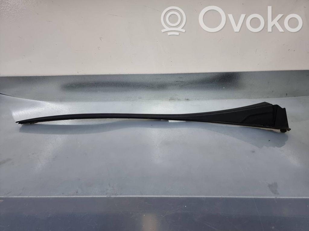 Renault Trafic III (X82) Windshield trim 