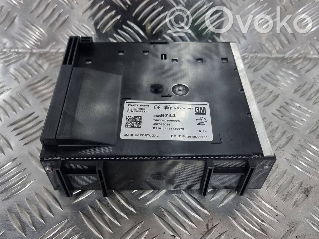 Panel / Radioodtwarzacz CD/DVD/GPS   39039744