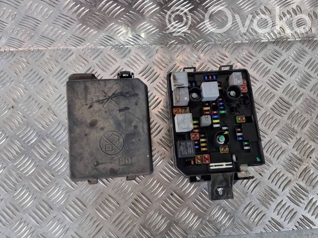 Opel Mokka Fuse box set 