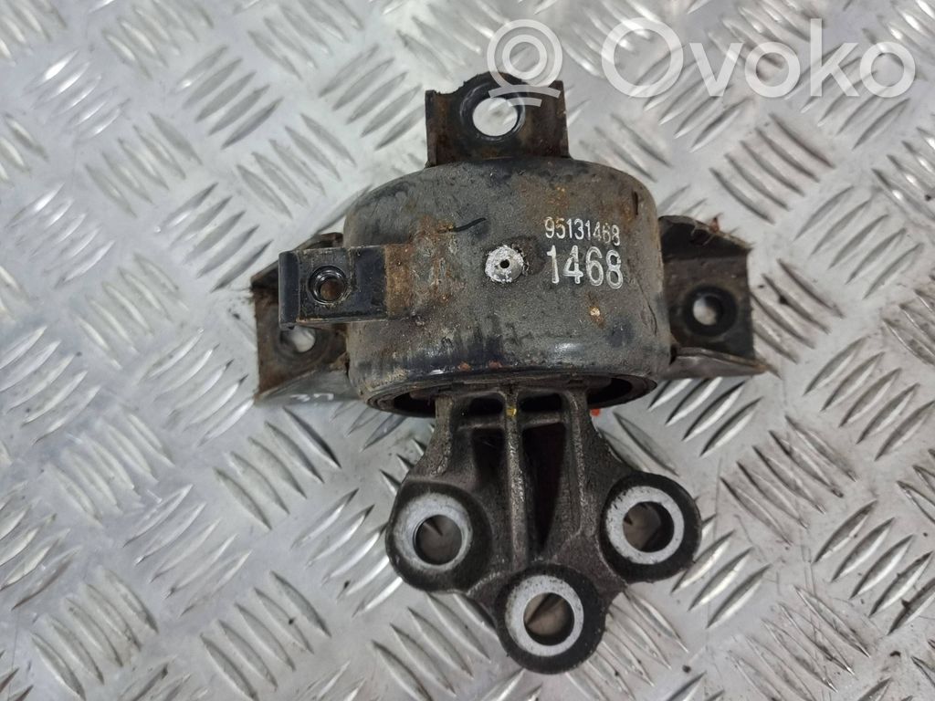 Engine mount bracket   95131468