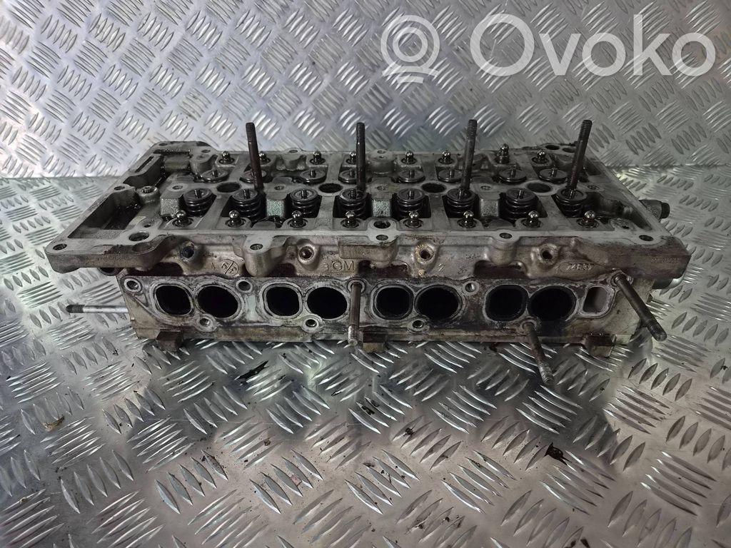 Opel Insignia A Engine head 