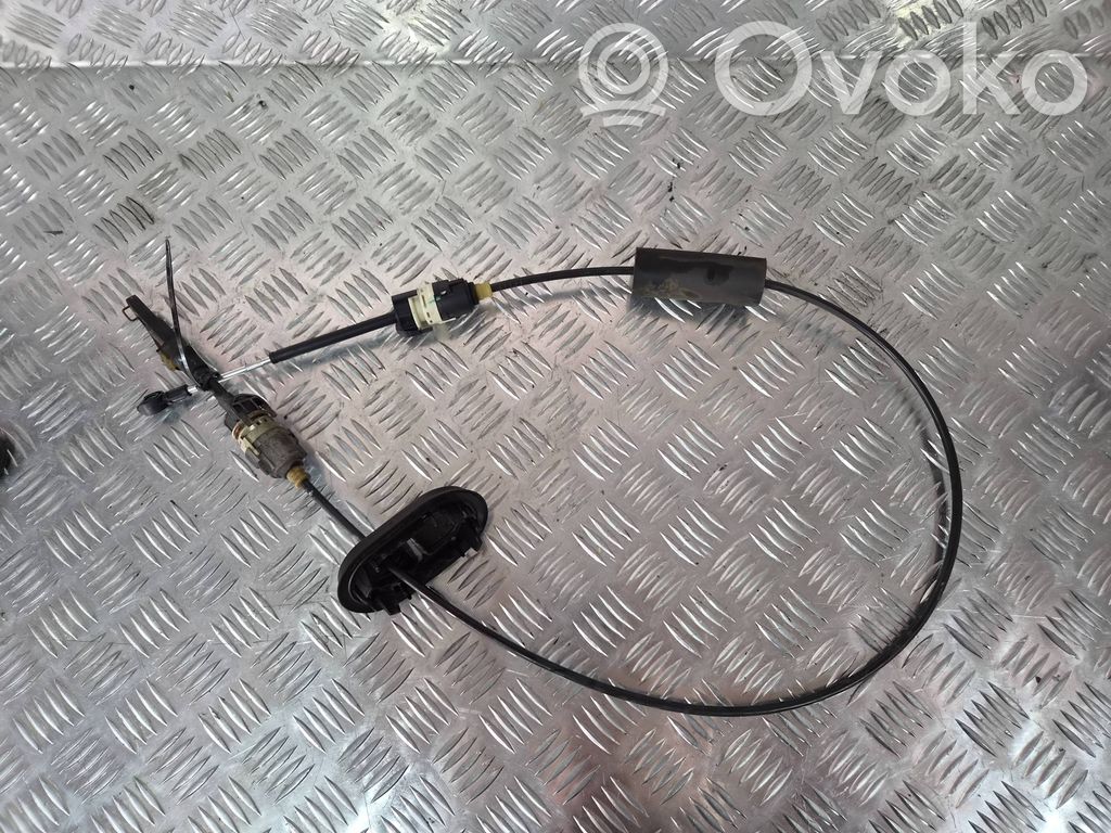 Opel Insignia A Gear shift cable linkage 