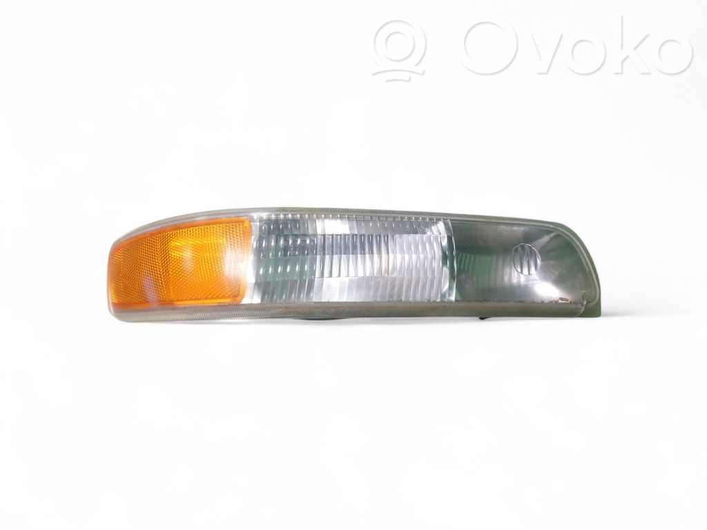 Chevrolet Tahoe Front indicator light 