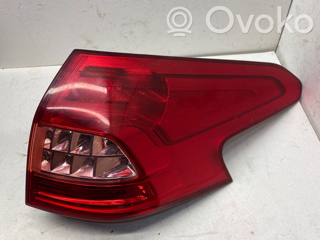 Luz trasera/de freno   79998,VP8X8X13404AX