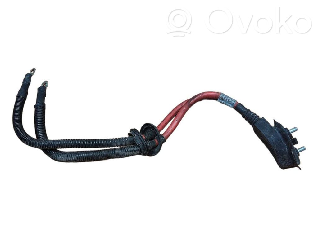 BMW 7 E65 E66 Pliusinis laidas (akumuliatoriaus) 
