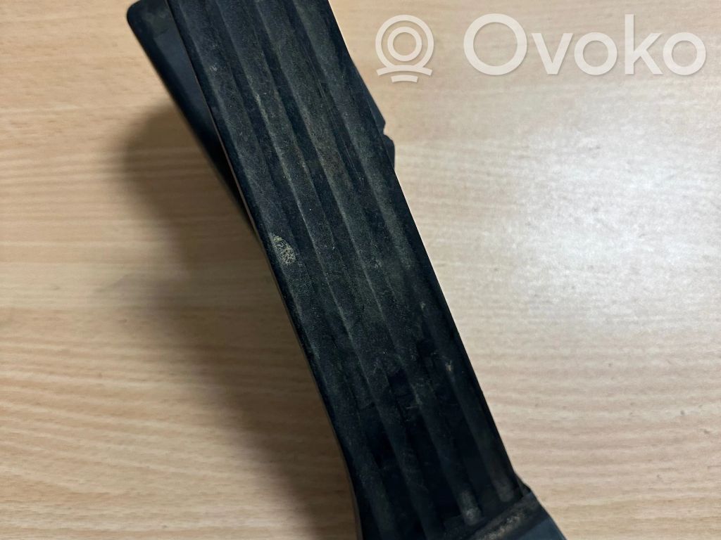 Accelerator throttle pedal   74766500
