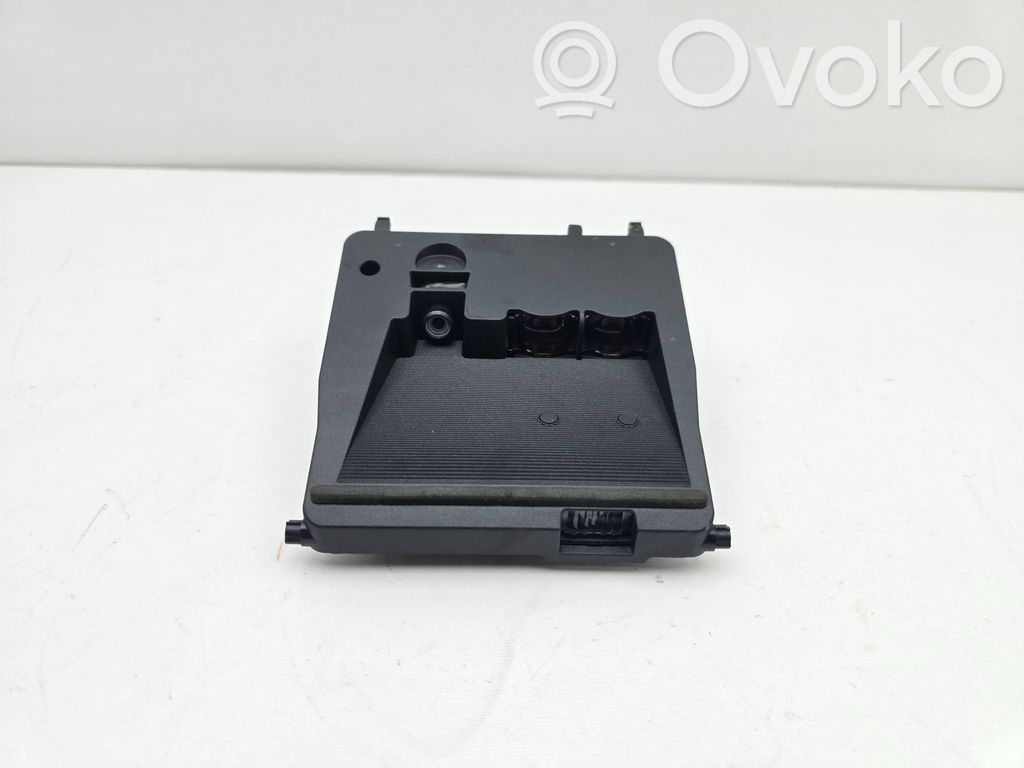 Toyota Auris E180 Windshield/windscreen camera 