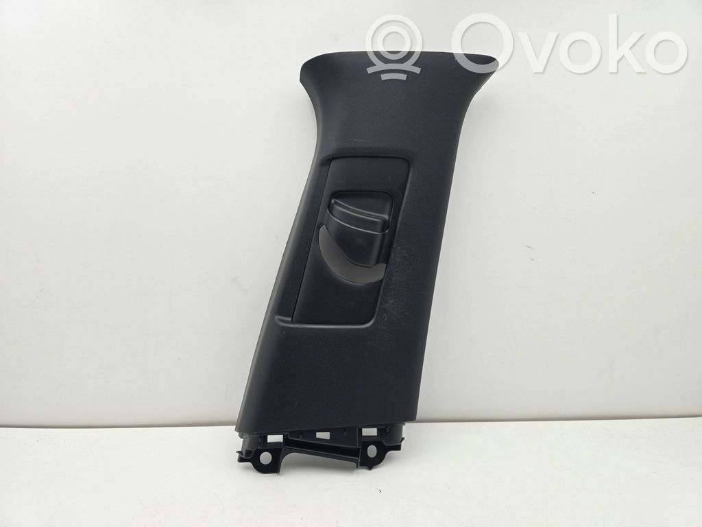 Lexus UX Pilar (B) (superior) 