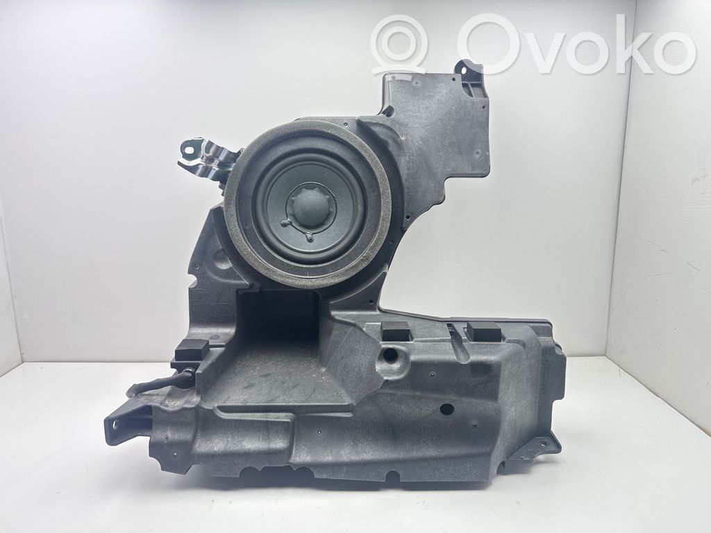 Lexus CT 200H Enceinte subwoofer 
