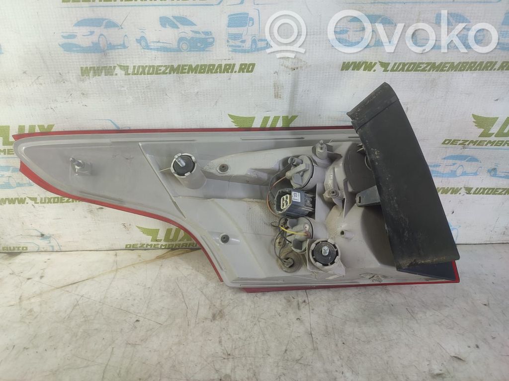 Ford Focus Aizmugurējais lukturis virsbūvē 