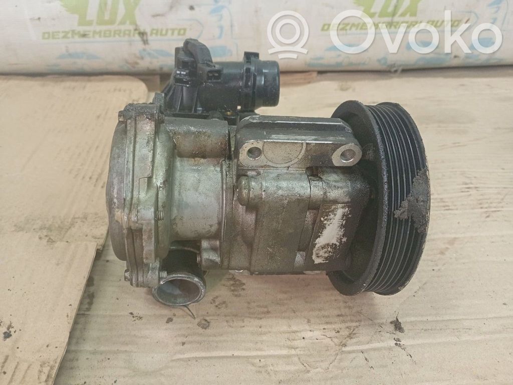 BMW 3 E90 E91 Vairo stiprintuvo siurblys 