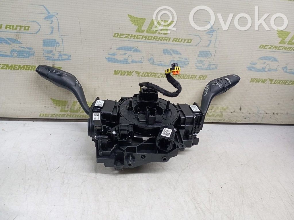 Ford Mondeo MK IV Butoane/comutatoare pe volan 