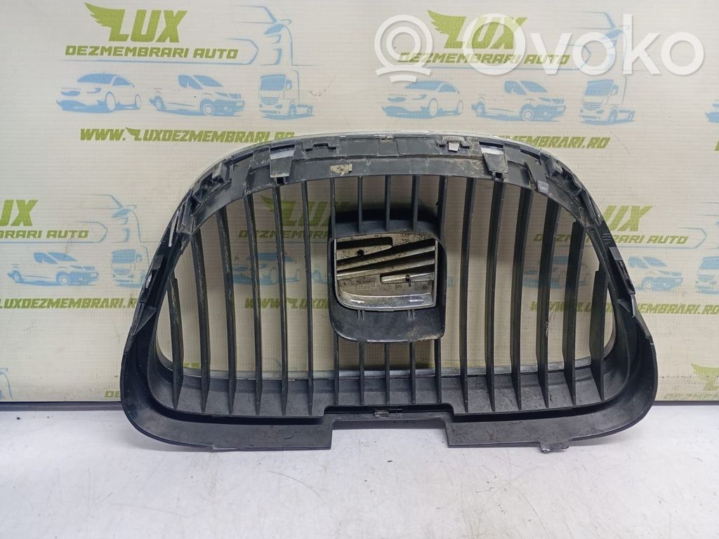 Seat Leon (1P) Grilă inferioară bară față 