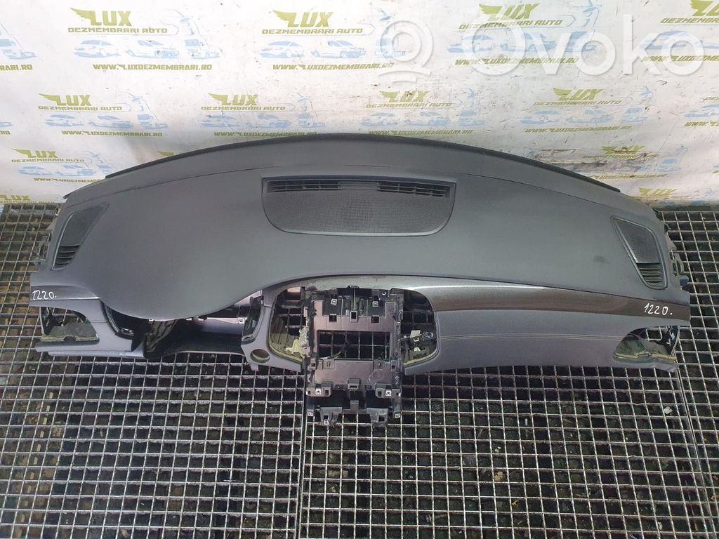 Panel de instrumentos   681001339R