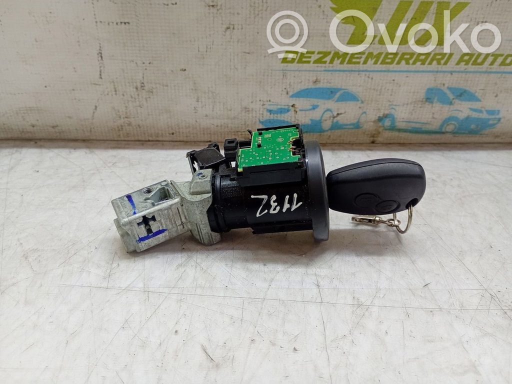 Dacia Duster Ignition lock contact 