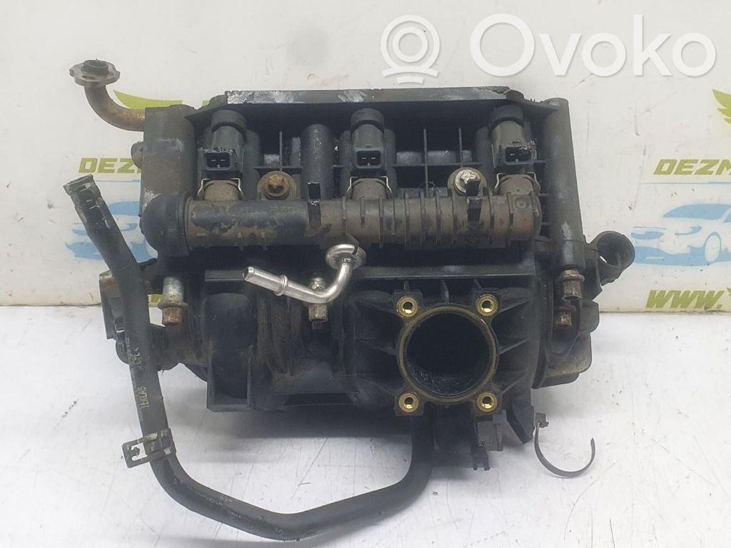 Opel Corsa C Colector de admisión 