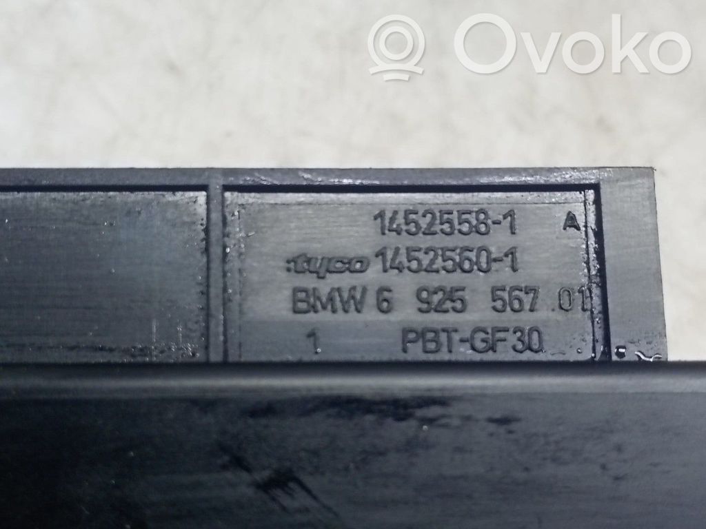 BMW 1 E81 E87 Komforto modulis 