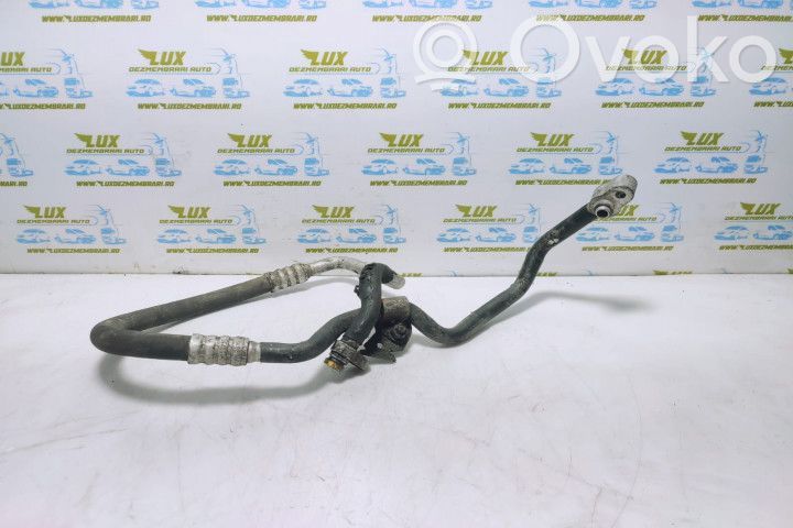 Audi A8 S8 D3 4E Ilmastointilaitteen putki (A/C) 
