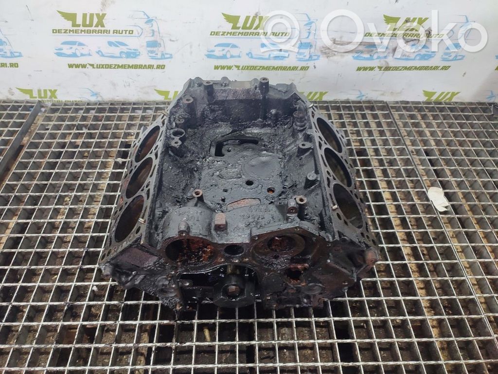 Audi A6 S6 C6 4F Blokas 