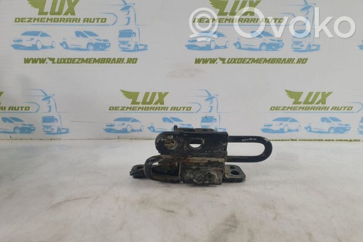 Front door upper hinge   3D4831412C