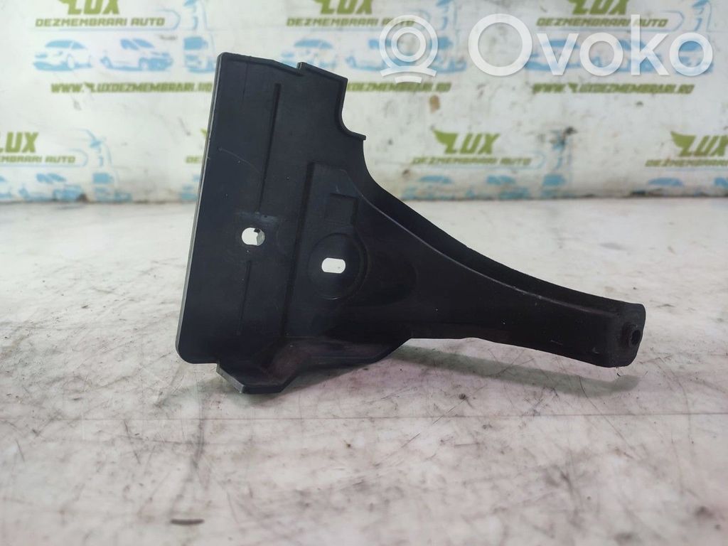 Audi A8 S8 D4 4H Front bumper mounting bracket 
