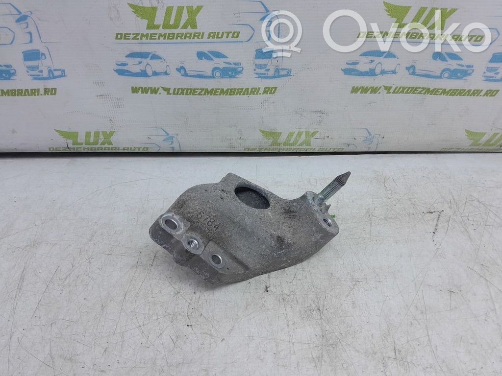 Chevrolet Spark Engine mounting bracket 