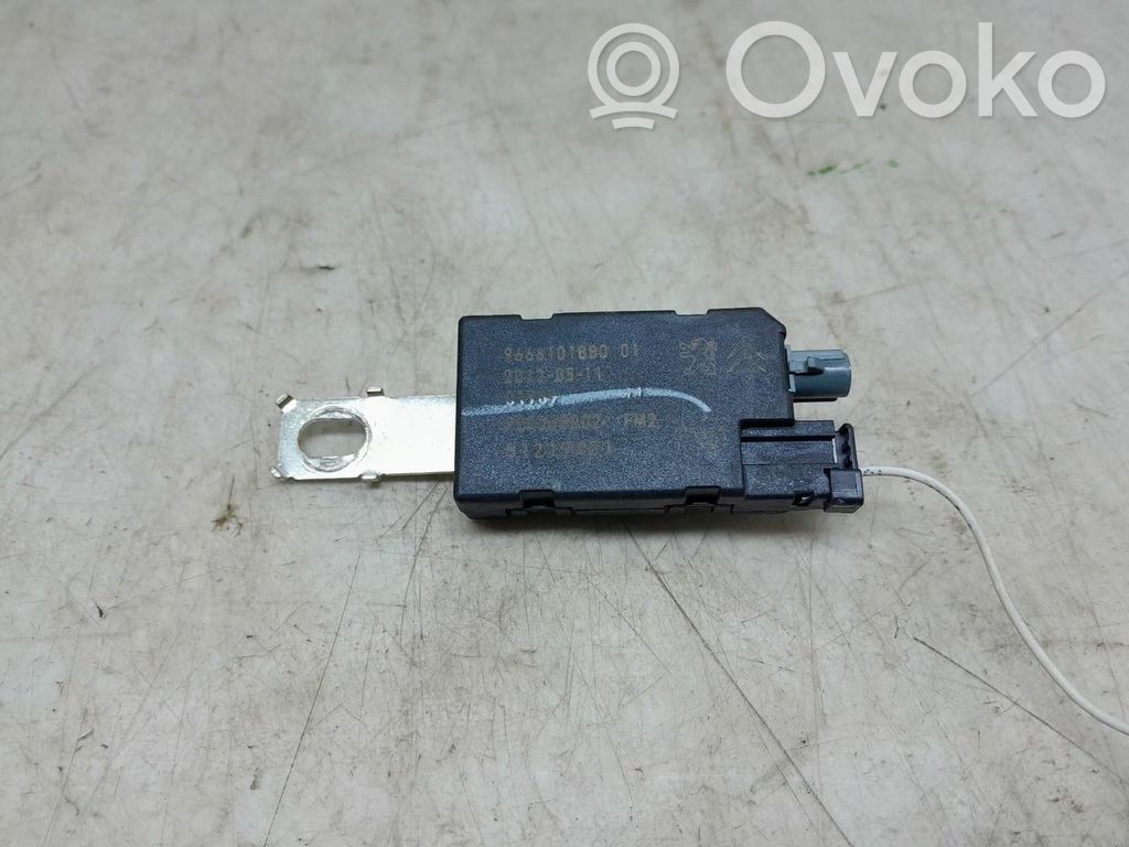 Peugeot 508 Antenna control unit 