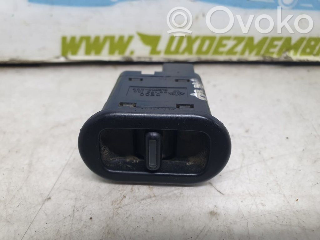 Daewoo Cielo Electric window control switch 