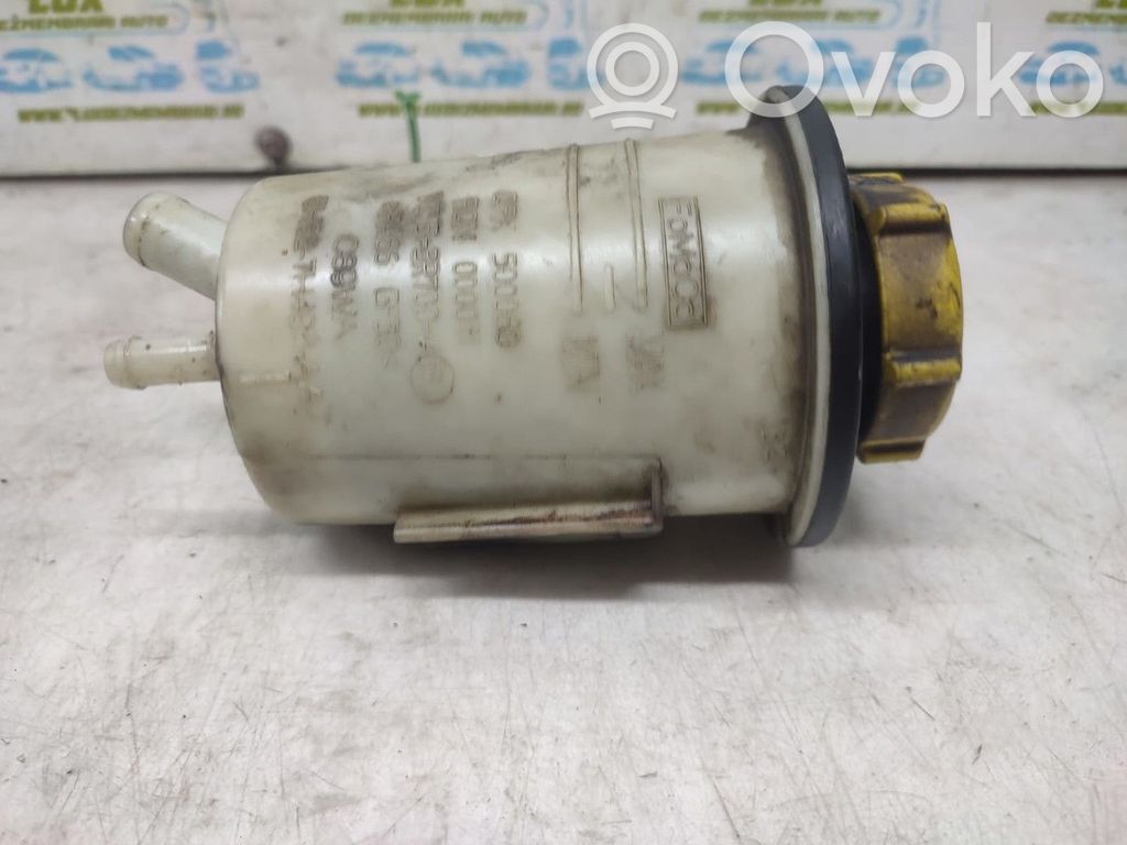Ohjaustehostimen nestesäiliö   YC153R700AB