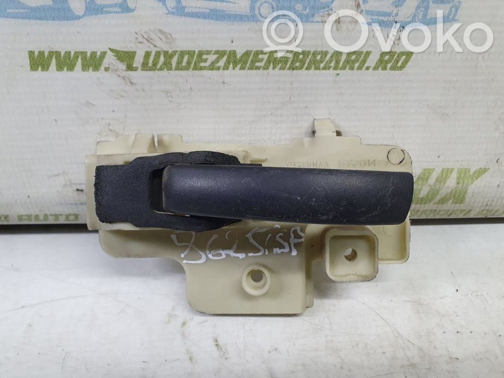 Manecilla interna puerta trasera   186204472