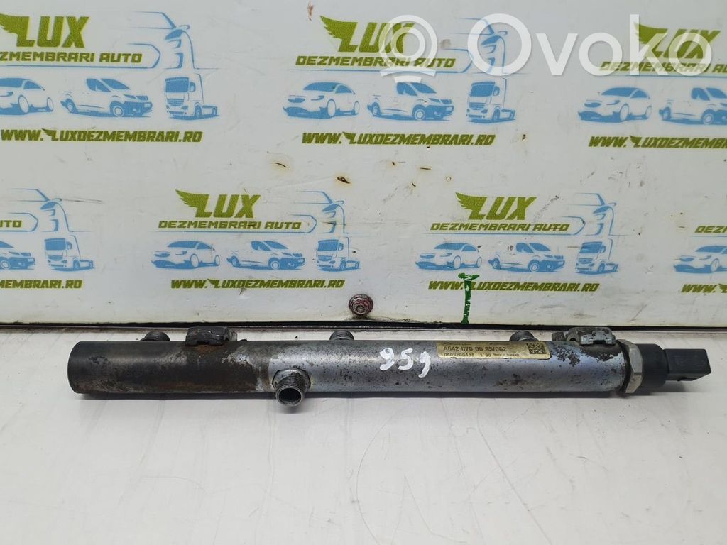 Distribuidor de combustible   OM642920