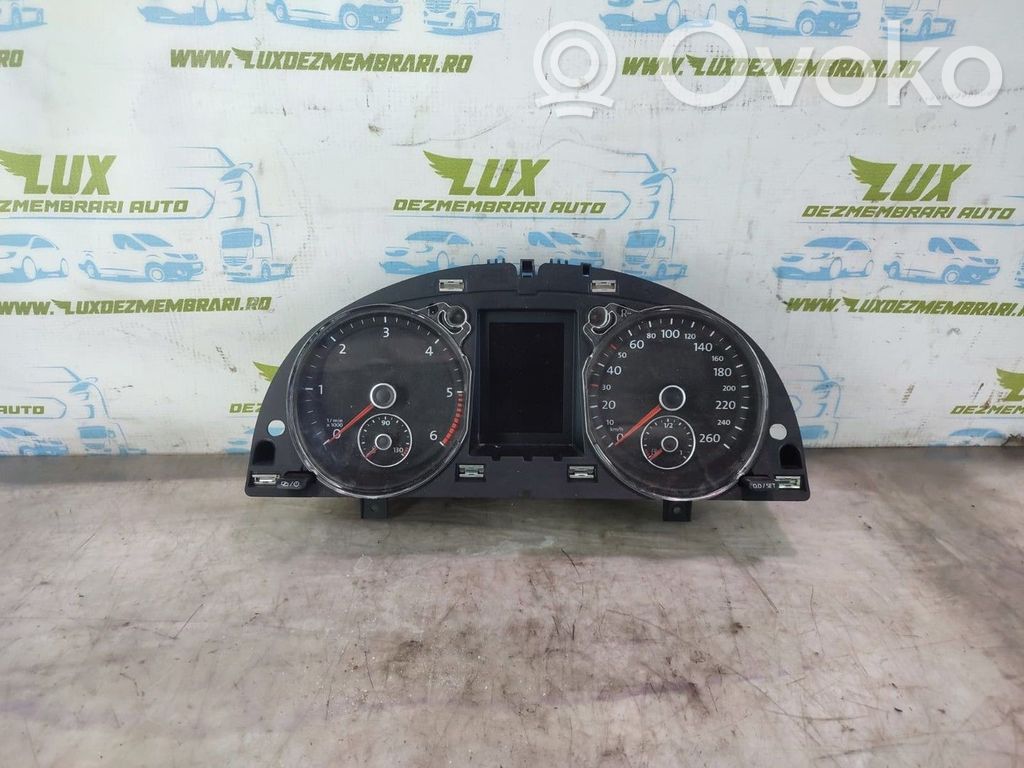 Volkswagen PASSAT B7 Alte piese panou de bord 