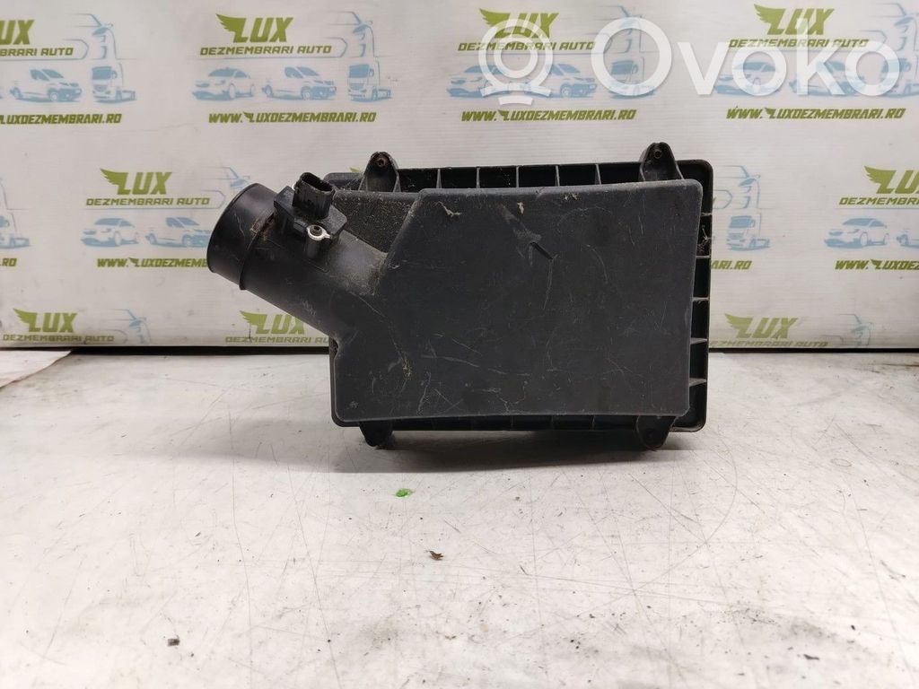 Land Rover Freelander 2 - LR2 Ilmansuodattimen kotelo 
