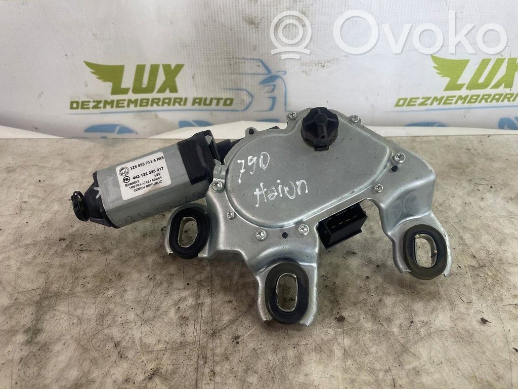 Skoda Octavia Mk2 (1Z) Motor ștergător lunetă 