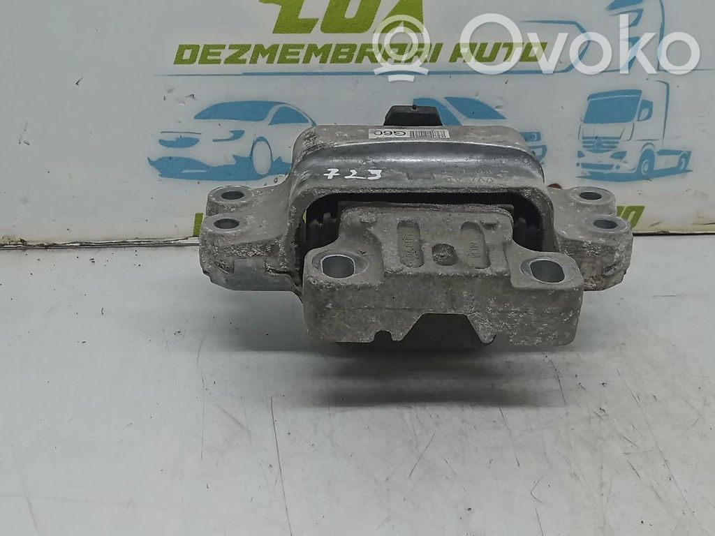 Volkswagen Golf VI Supporto di montaggio del motore