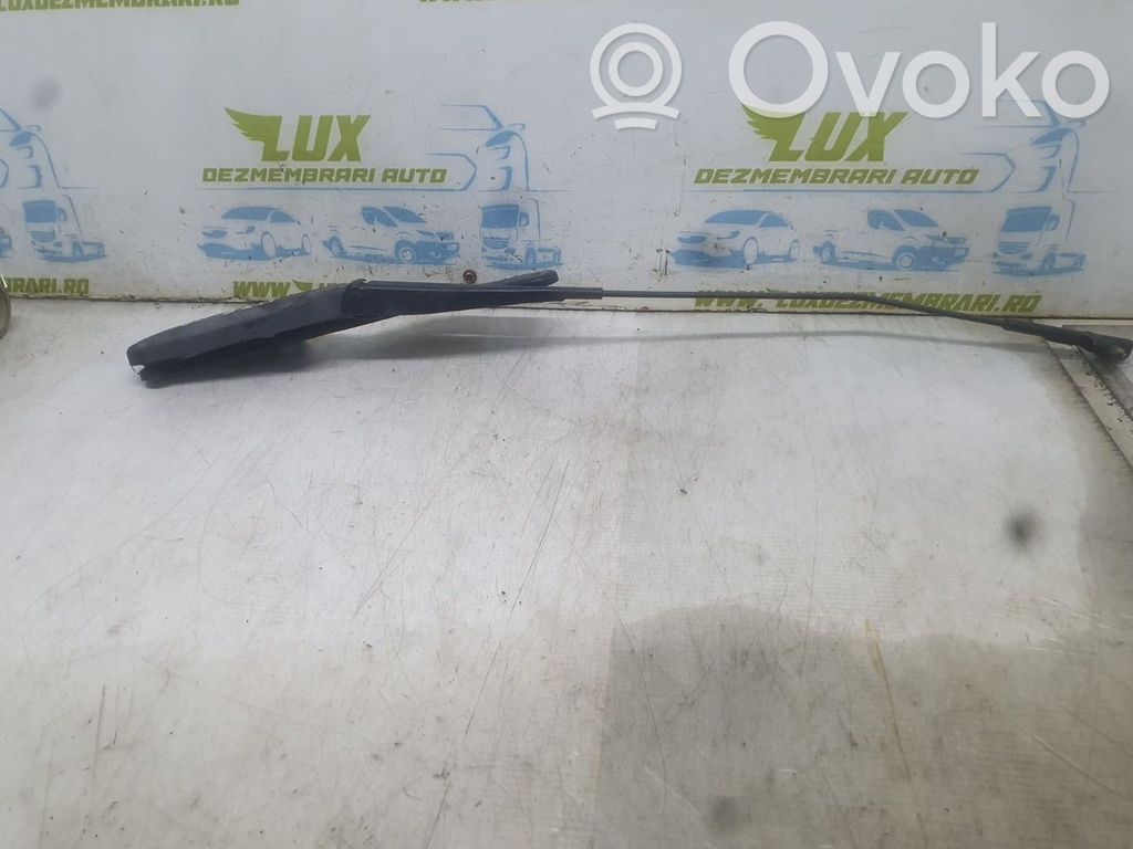 Front wiper blade arm   3M5117526CD