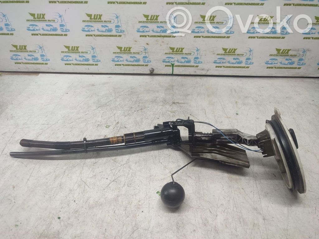 Audi A4 S4 B7 8E 8H Sensor de nivel de combustible 
