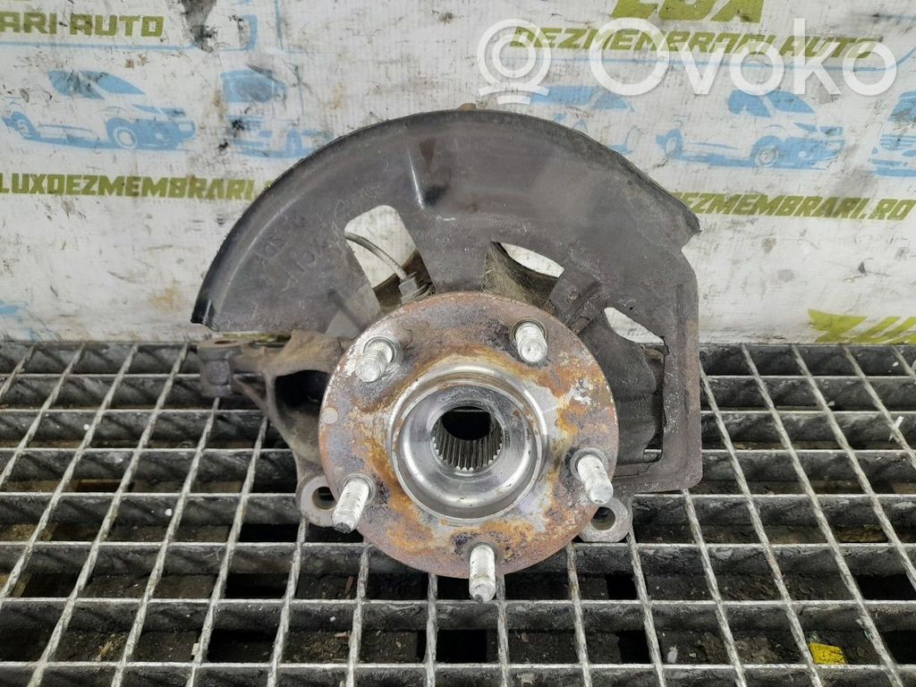 Mazda 5 Achsschenkel vorne 