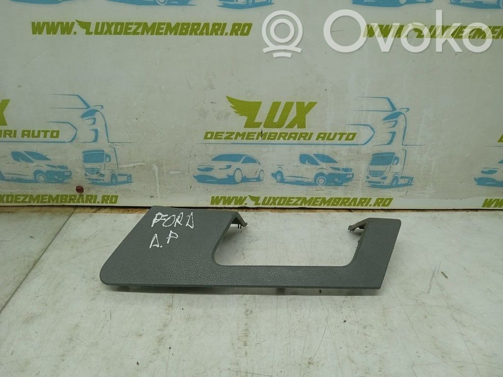 Listwa drzwi przednich   2N11N24184BCW