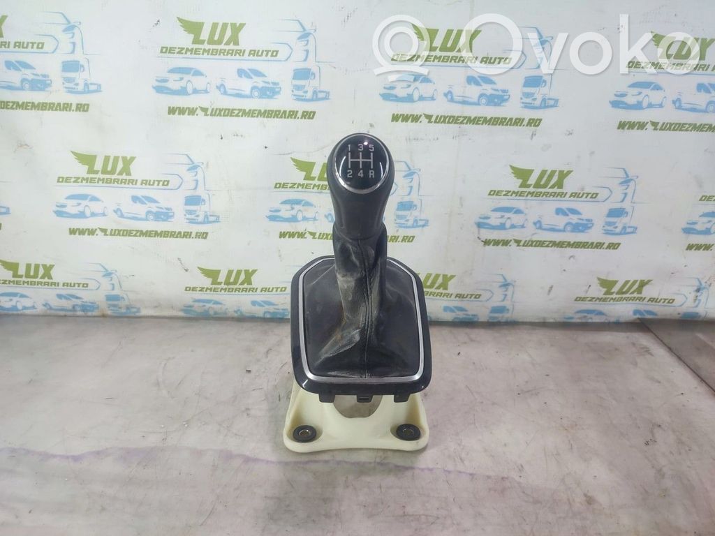 Gear shifter/selector