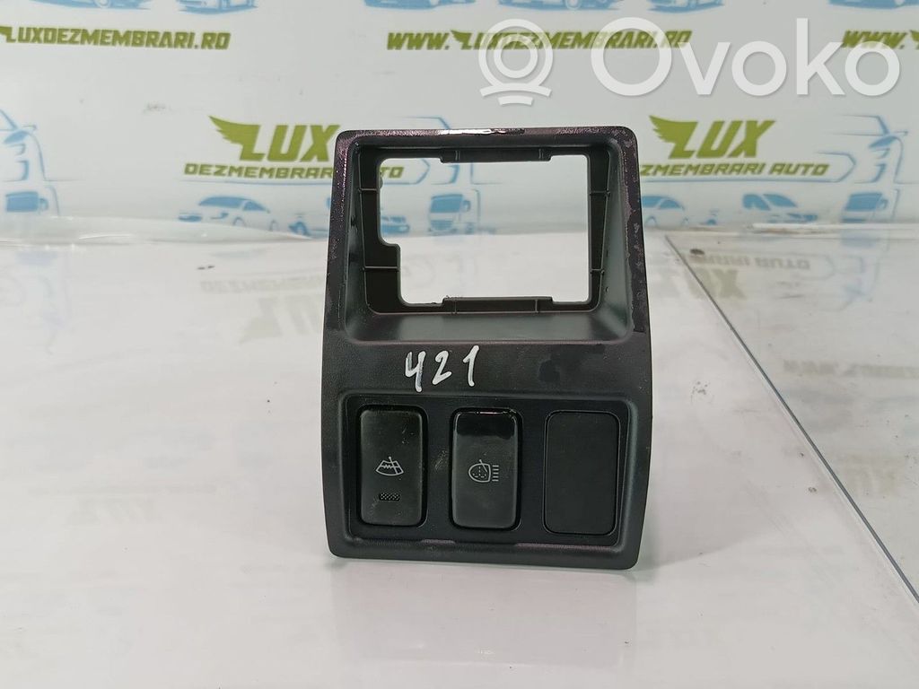 Lexus IS IV XE40 Moulure de porte avant