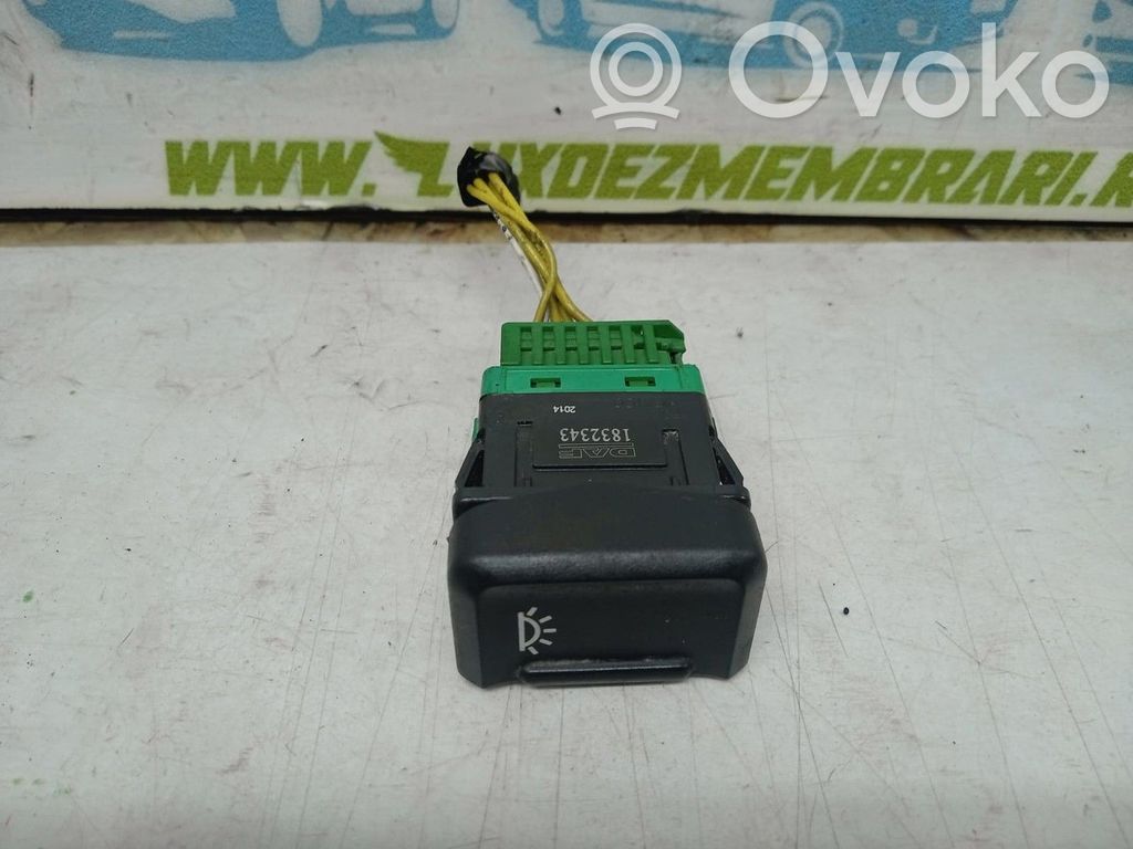 Comutator control nivel faruri   1832343