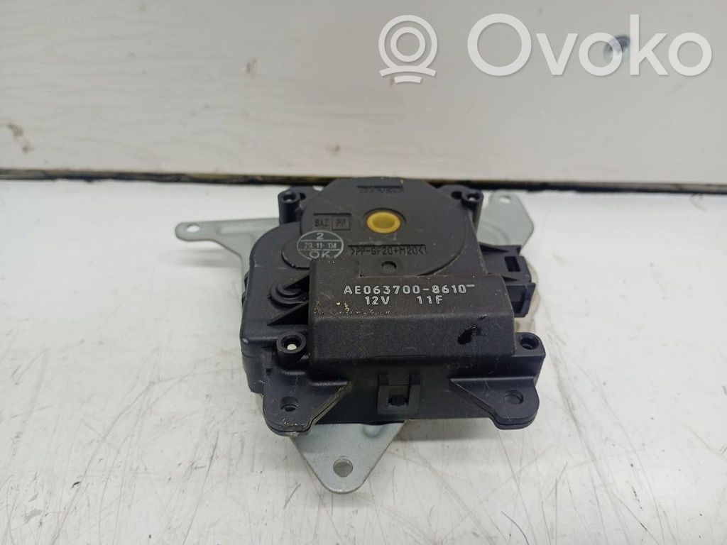 Toyota Avensis T250 Motorino attuatore ricircolo aria dell’A/C