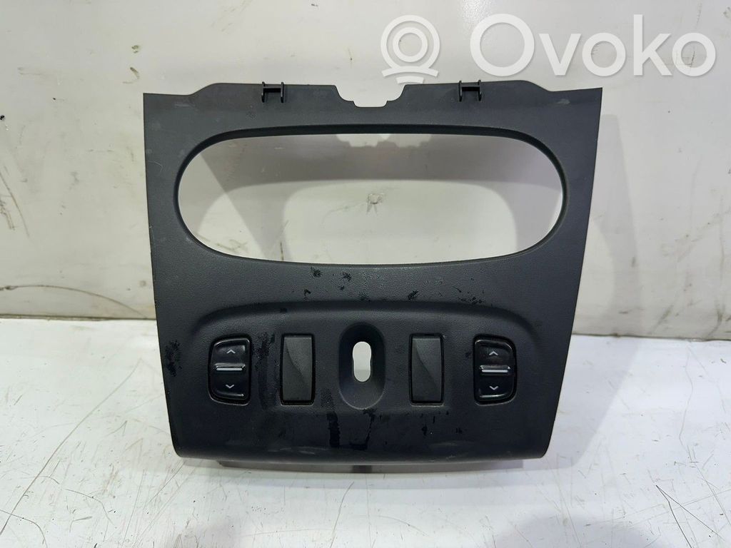 Dacia Logan II Moldura del panel 