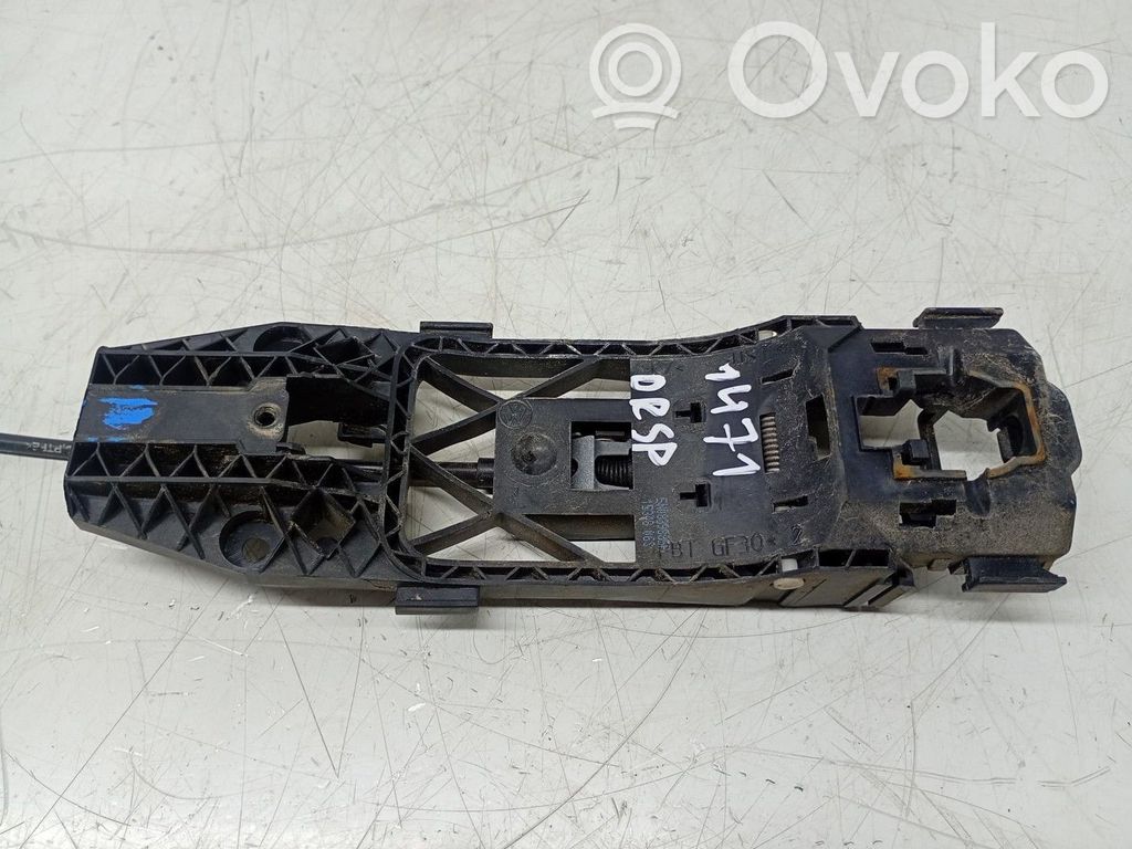 Volkswagen Golf VI Support poignée extérieur de porte avant 