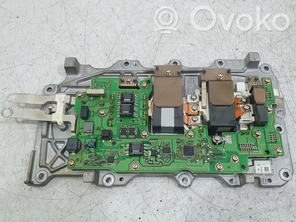 Toyota RAV 4 (XA50) Convertor-inversor tensiune