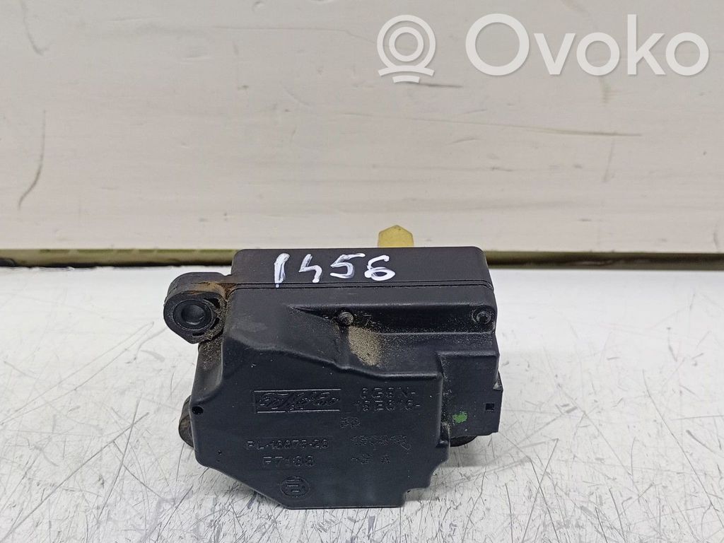 Volvo S80 Ilmastointilaitteen läpän käyttölaite/moottori (A/C)