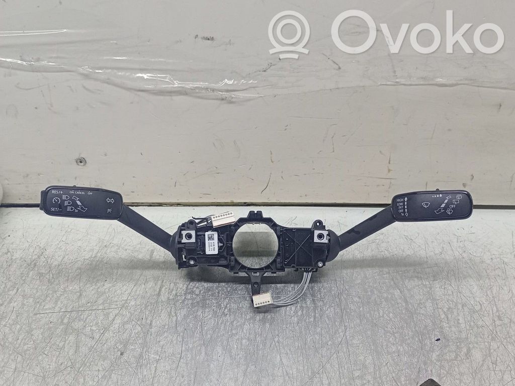 Skoda Karoq Boutons / interrupteurs volant
